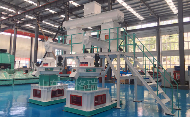 把廢棄樹(shù)枝樹(shù)葉當(dāng)成寶的木屑顆粒機(jī) 把廢棄樹(shù)枝樹(shù)葉當(dāng)成寶的木屑顆粒機(jī)