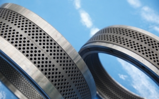 木屑顆粒機(jī)?？椎呐帕蟹绞接心男?？