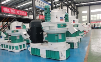 高溫天氣，使用鋸末顆粒機的注意事項與設(shè)備維護